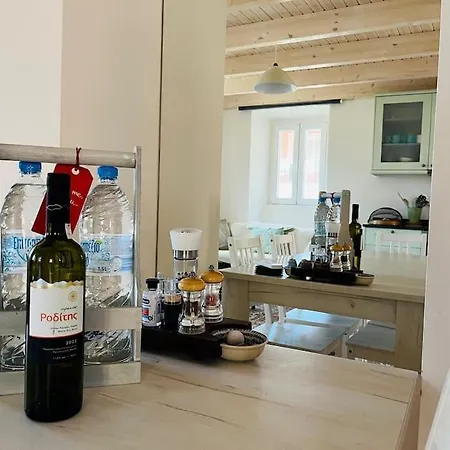 Hébergement de vacances Traditional Detached Corfu House, 50m To Village Square *