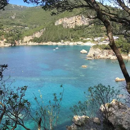 Traditional Detached Corfu House, 50m To Village Square Hébergement de vacances Liapades